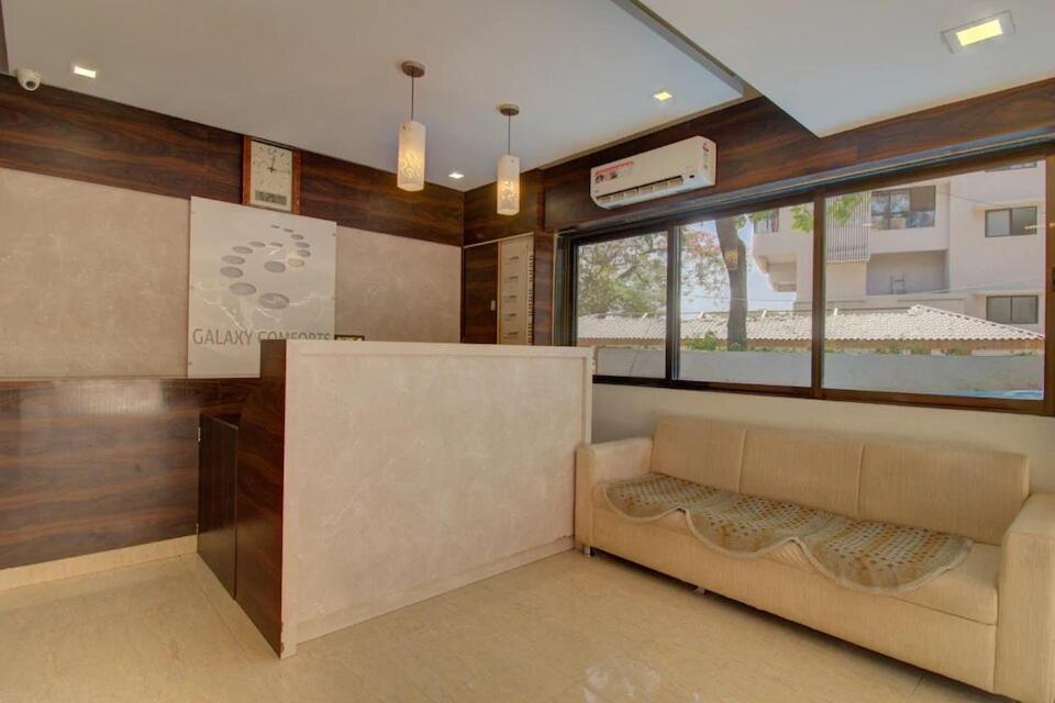 Hotel Galaxy Comforts มุมไบ ภายนอก รูปภาพ